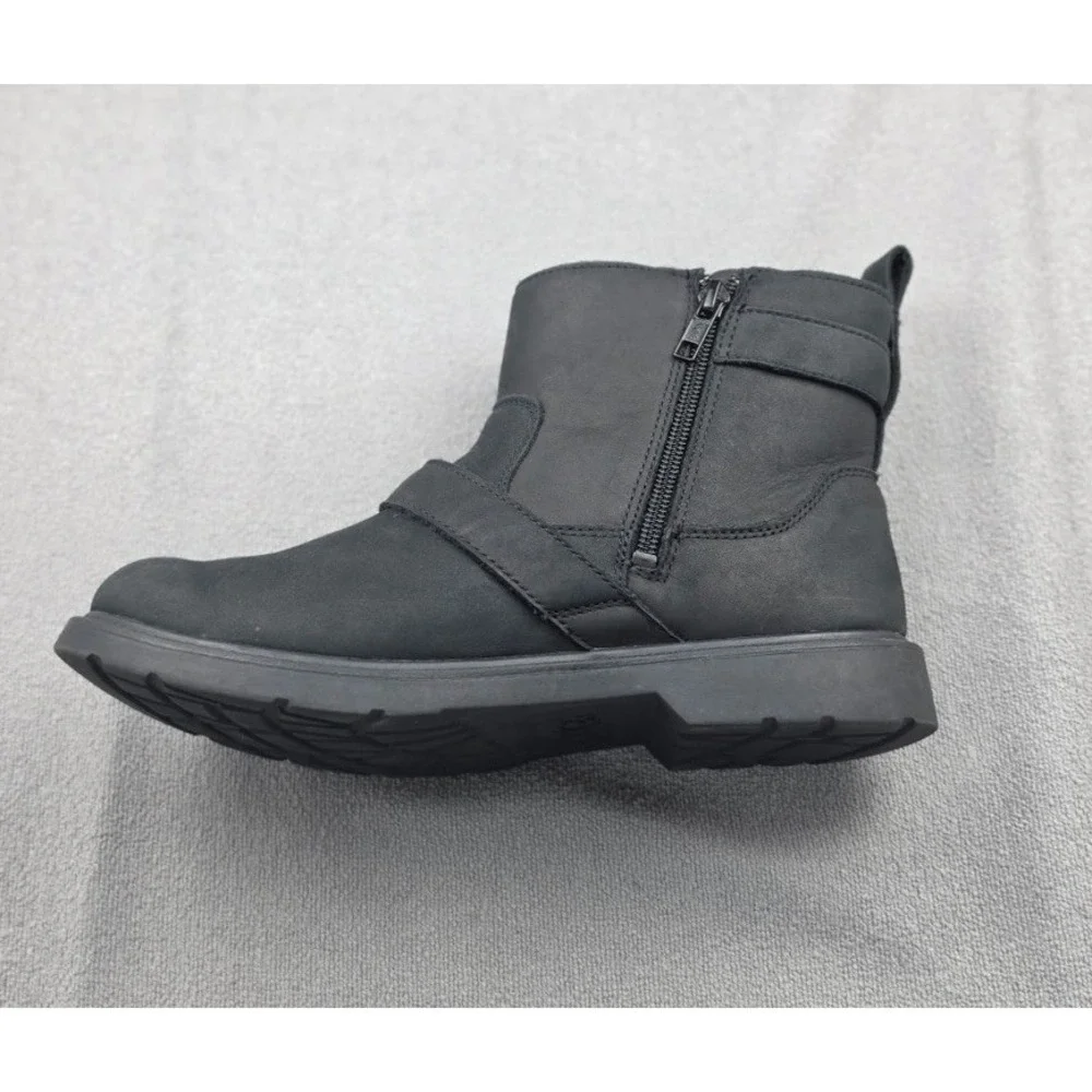 UGG Saoirse Black Leather Waterproof Moto Boots Buckle Details Women's‎ Size 6
